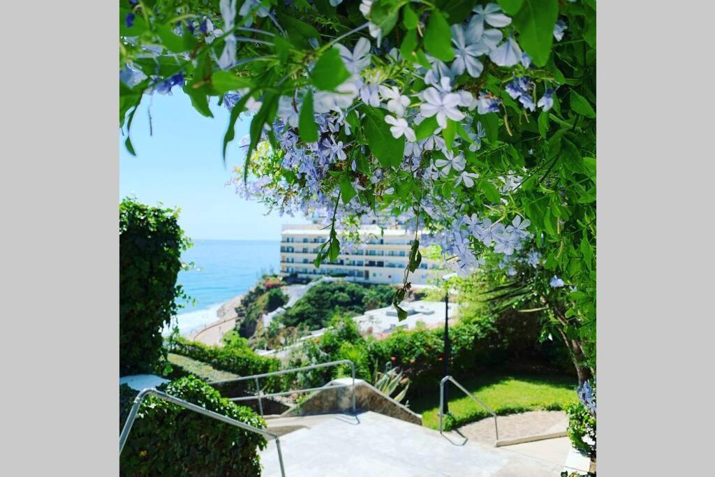 Amazing Frontline Sea Views Studio Apartment Castillo Del Vigia Торремолінос Екстер'єр фото