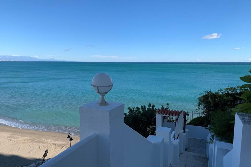 Amazing Frontline Sea Views Studio Apartment Castillo Del Vigia Торремолінос Екстер'єр фото