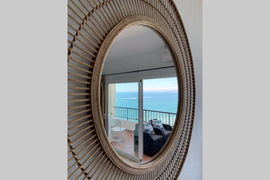 Amazing Frontline Sea Views Studio Apartment Castillo Del Vigia Торремолінос Екстер'єр фото