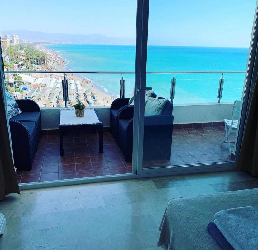 Amazing Frontline Sea Views Studio Apartment Castillo Del Vigia Торремолінос Екстер'єр фото