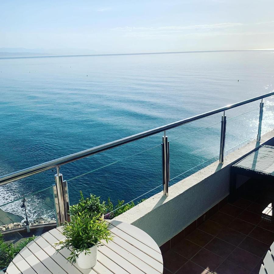 Amazing Frontline Sea Views Studio Apartment Castillo Del Vigia Торремолінос Екстер'єр фото